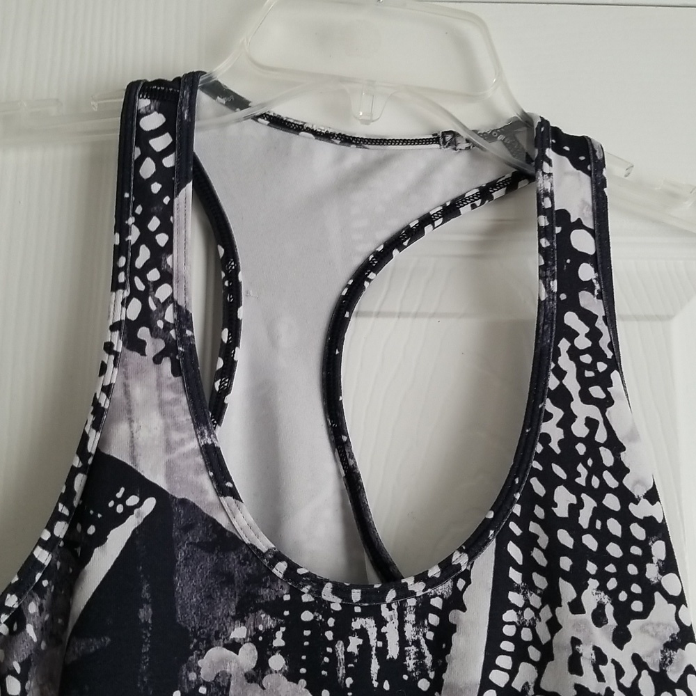 Lululemon Racerback Tank - Picture 5 of 12